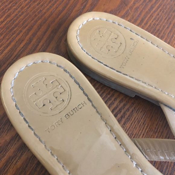 Tory Burch Tan Sandals - Size 8 - Picture 5 of 5
